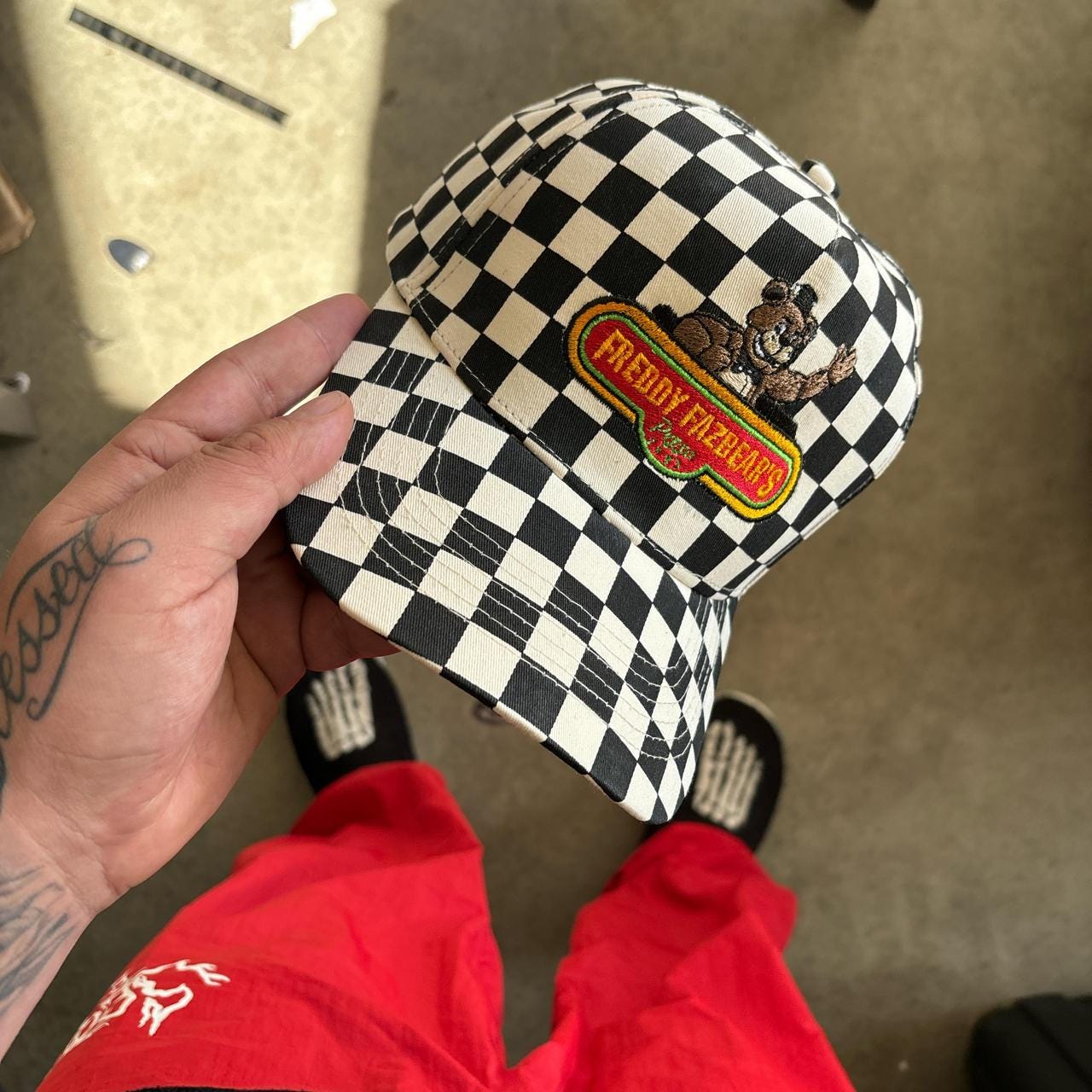 Freddy Fazbear's Pizza hat