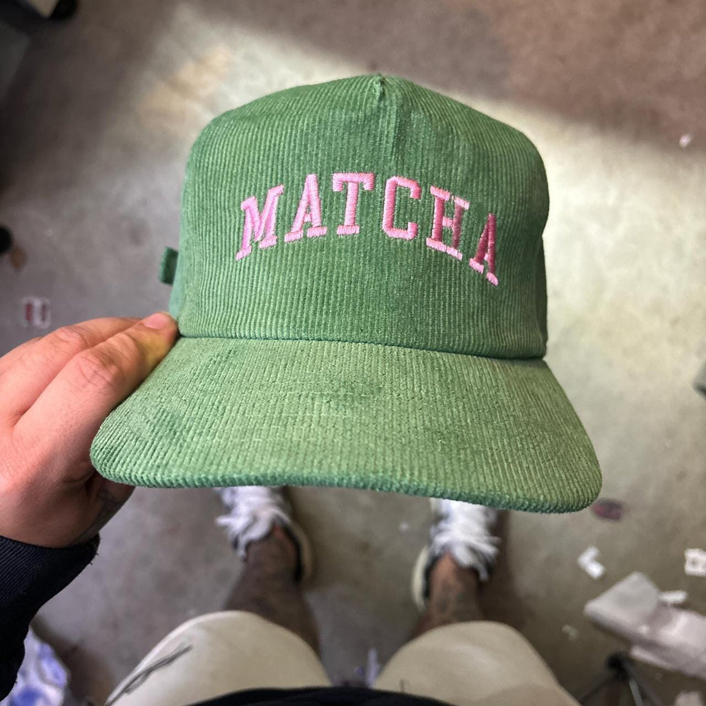 Strawberry match latte corduroy hat