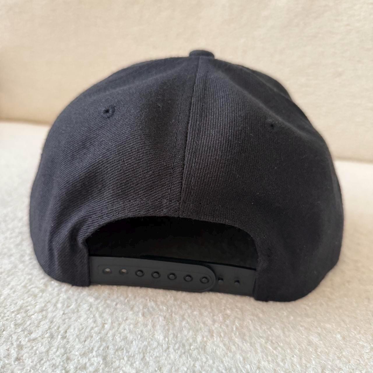 Black and red Los Angeles Dodgers bullseye crosshairs snapback hat
