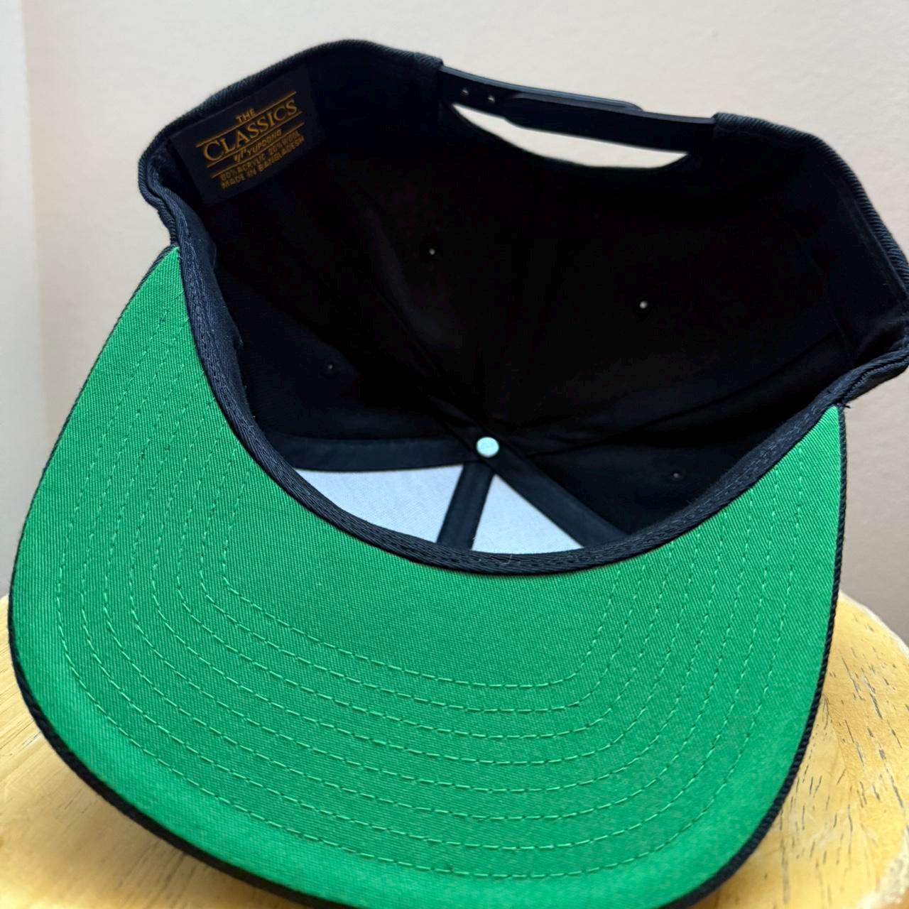 Felix the cat snap back hat black