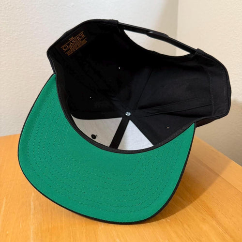 Black and white Snowfall snapback hat
