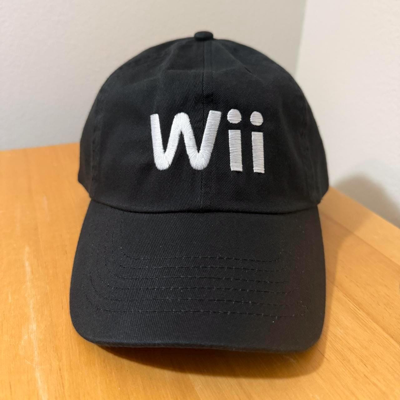 Wii strap back hat
