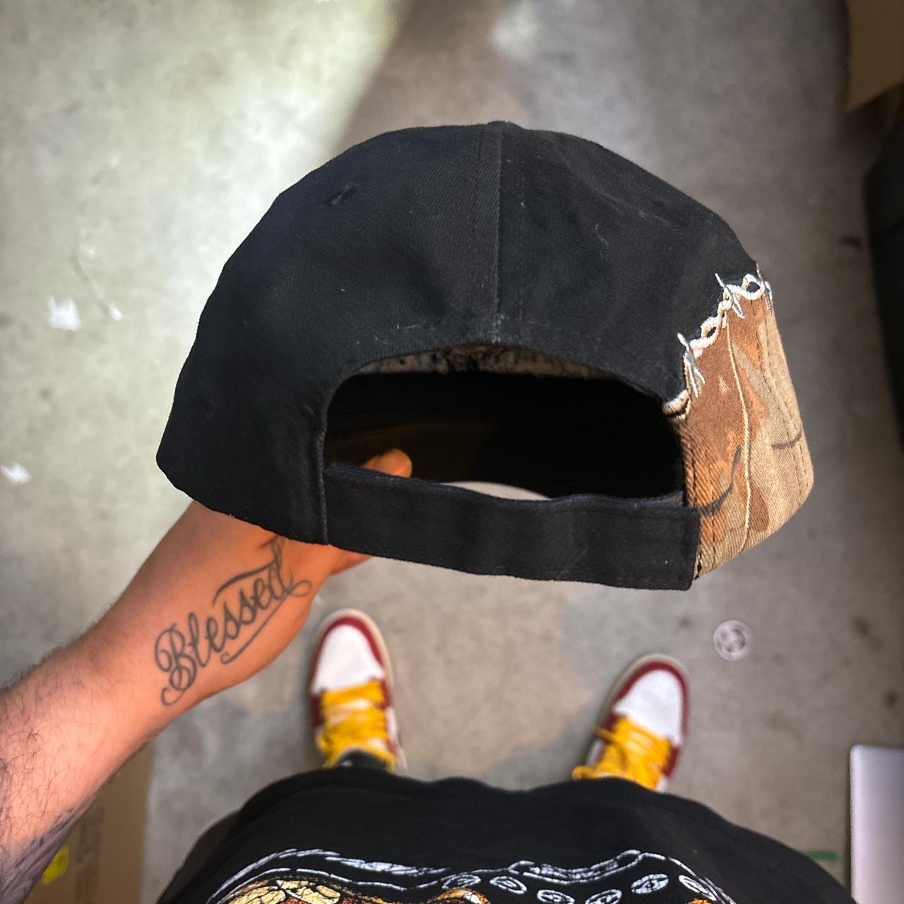 Stone Cold Steve Austin  barb wire real tree camo hat